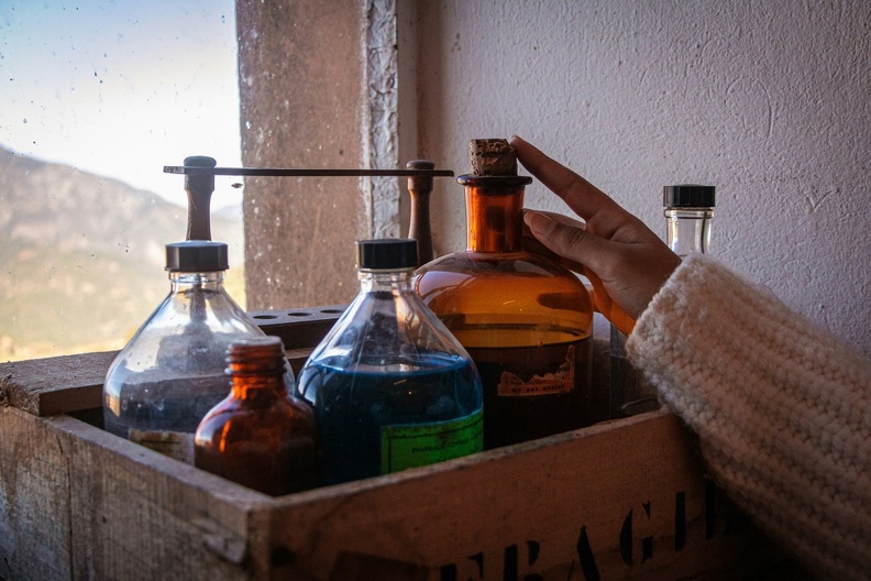 bottles-box.jpg